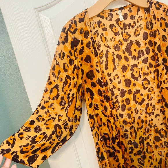 EUC Spell & the Gypsy Collective Amber Wild Ones Duster/Kimono - Picture 9 of 14